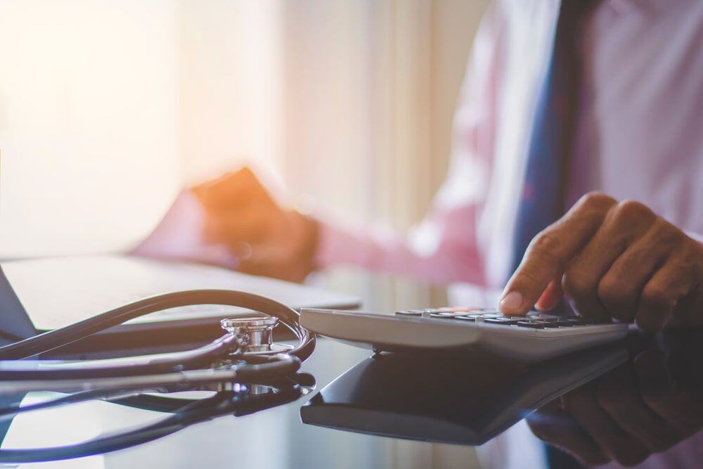 Weighing the Pros & Cons of Outsourcing Medical Billing